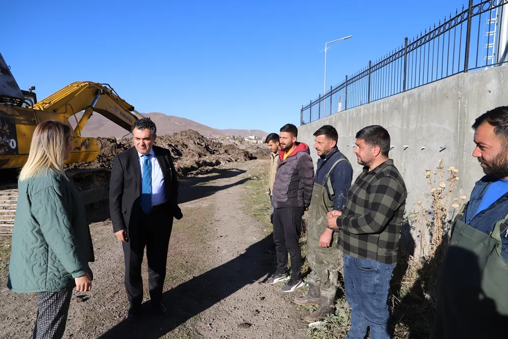 ARDAHAN BELEDİYESİ KANALİZASYON YENİLEME ÇALIŞMASI BAŞLATTI
