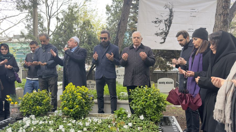 KEREM ALIŞIK, “BABALAR DUA GİBİDİR, GÖRÜNMESE DE DOKUNUR EVLADINA”…