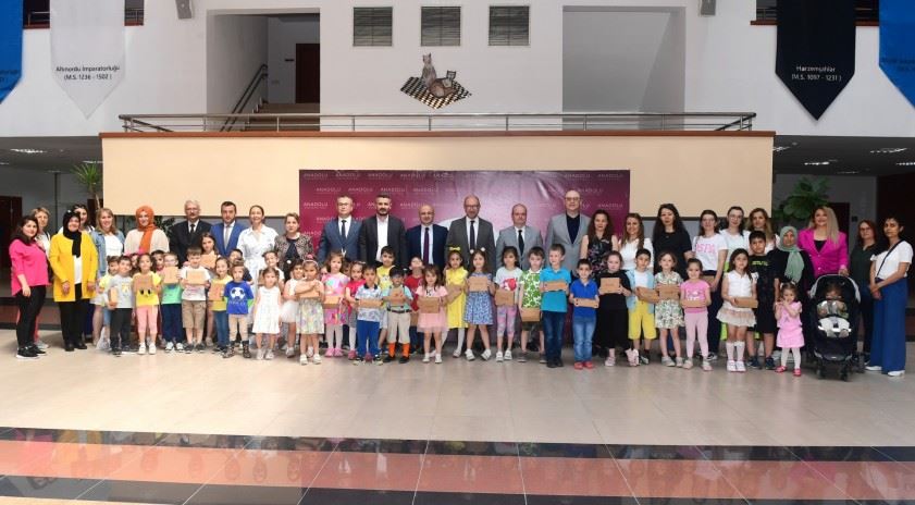 ANADOLU ÜNİVERSİTESİ BAYRAMLAŞMA TÖRENİ